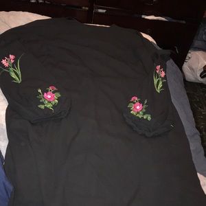 Black, with flowers on the sleeves dress !!